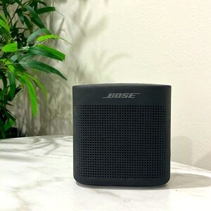 Bose Soundlink Colour II - great condition, *no charging cord included*